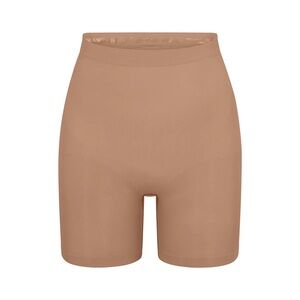 Skims Seamless Sculpt Mid Thigh Short - Sienna